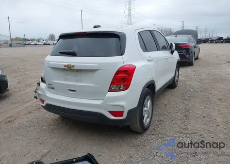 2020 Chevrolet Trax Fwd Ls z USA, uszkodzony, nr VIN KL7CJKSB0LB057048